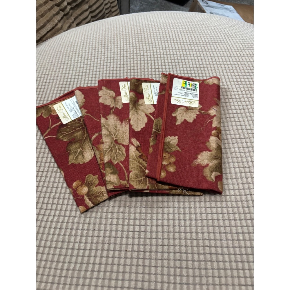 Rose Tree Vineyard Napkins Set of 4 Spice Red Cotton Grapevine Leaf Print 19x19